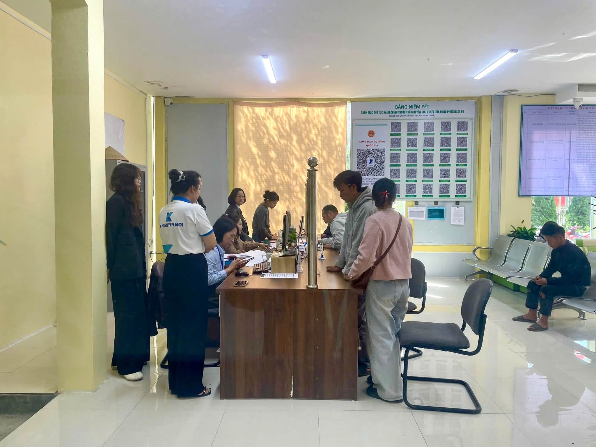 Quang cảnh trải nghiệm hệ thống AI xử lý thủ tục hành chính
